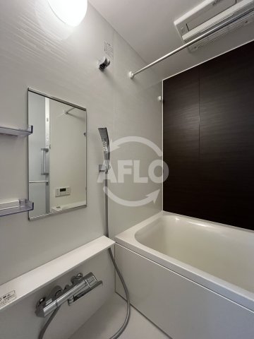 バス・シャワールーム　グランセジュール江坂　浴室