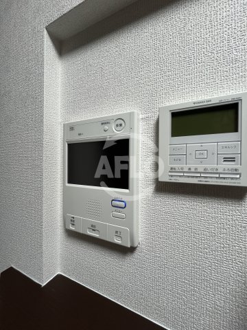 セキュリティ　グランセジュール江坂　モニター付きインターホン