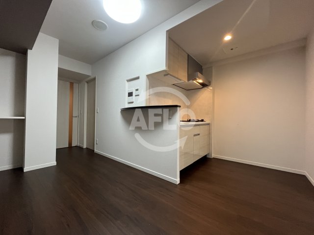 居室・リビング　グランセジュール江坂　リビング