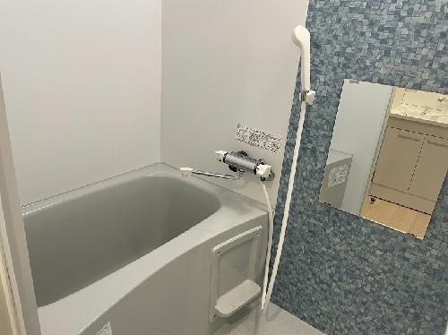 バス・シャワールーム　同型タイプ写真