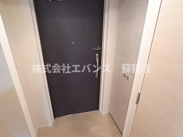 玄関　収納もある玄関です