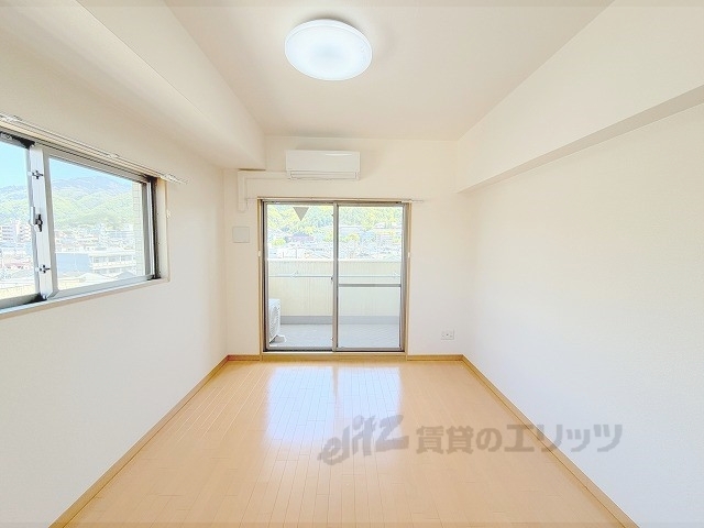 居室・リビング　居室