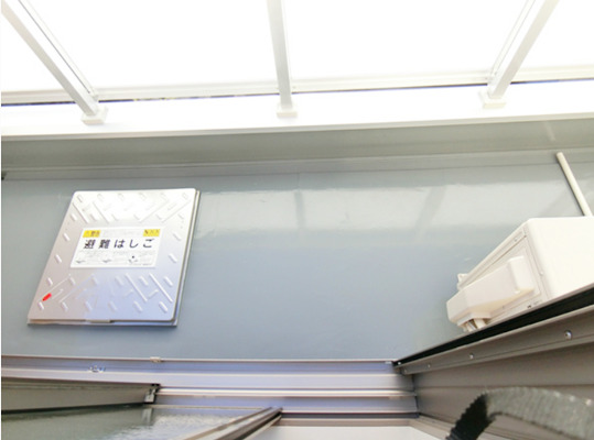 バルコニー　【女性のお一人暮らしでも安心のセキュリティ♪】