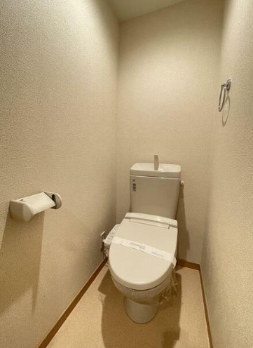 トイレ　ル・ソレイユ鶴見