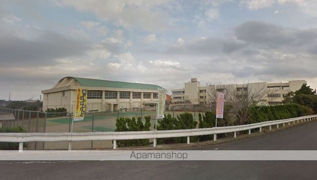 中学校　鹿嶋市立高松中学校（中学校）まで6030m