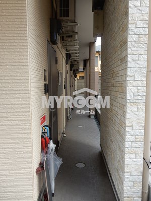 エントランス　エントランス