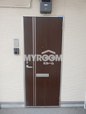 玄関　玄関ドア