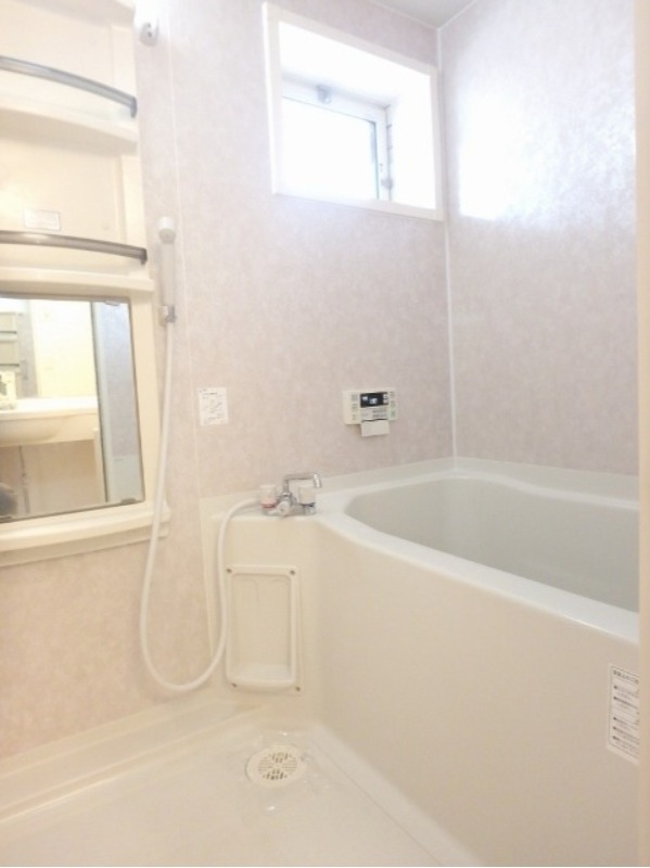 バス・シャワールーム　図面と現状が相違がある場合には現状を優先