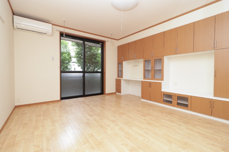 居室・リビング　図面と現状に相違がある場合には現状を優先