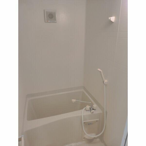 バス・シャワールーム　?