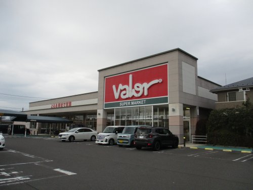 スーパー　バロー　茜部本郷店（スーパー）まで742m