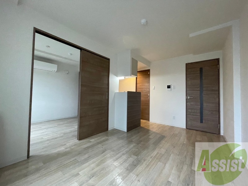 居室・リビング　広くてキレイなお部屋が広がっていて、充実した生活が送れそう。