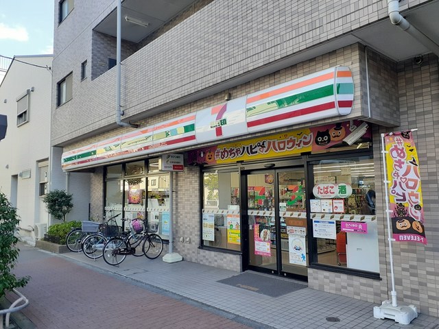 コンビニ　セブンイレブン荒川店（コンビニ）まで207m