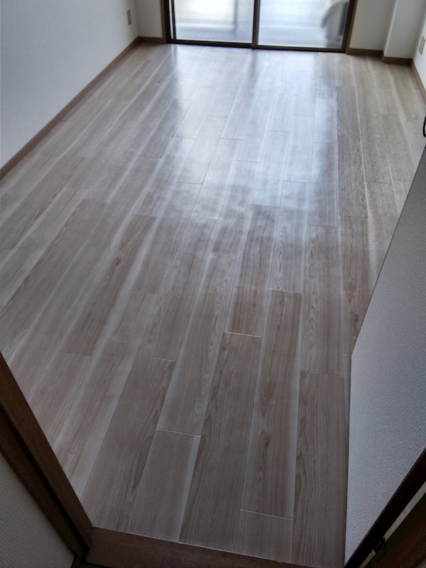 居室・リビング　同建物同号室の室内写真です。(201号室)