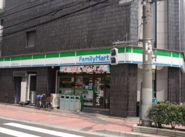 コンビニ　ファミリーマート台東三筋店（コンビニ）まで292m
