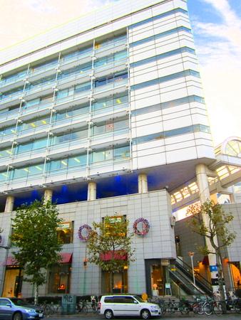 ショッピングセンター　広尾プラザ（ショッピングセンター）まで273m