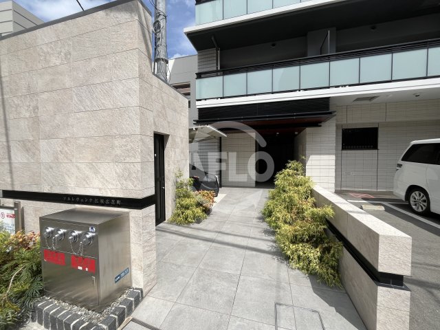 エントランス　ソルレヴェンテ江坂広芝町　エントランス