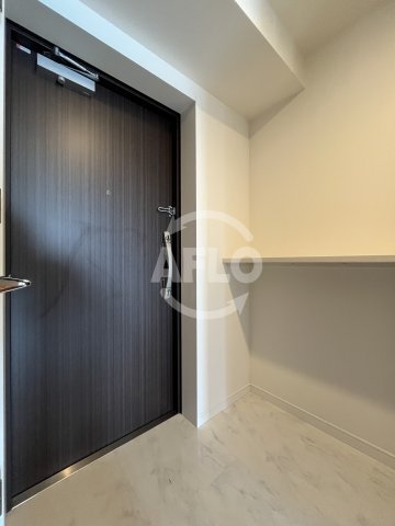 玄関　ソルレヴェンテ江坂広芝町　玄関