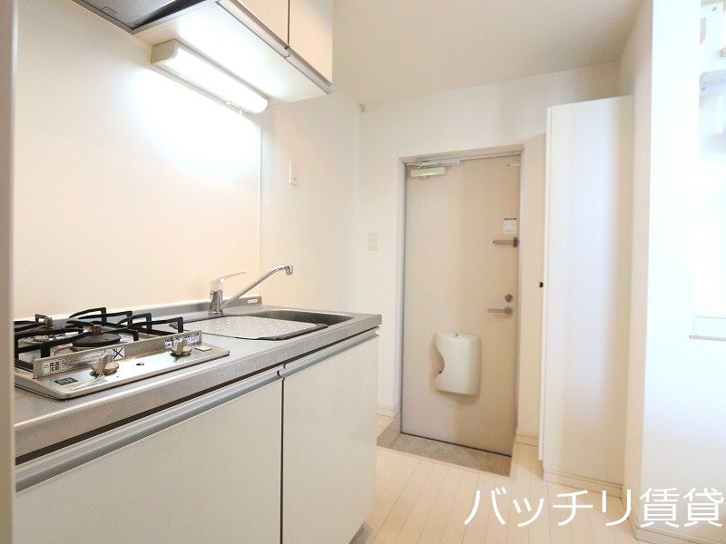 キッチン　同型タイプの為、現状を優先致します。