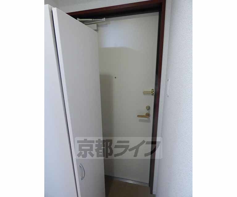 玄関　玄関です。