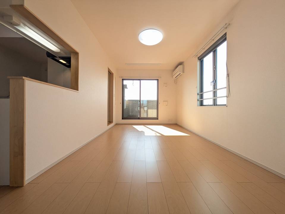 居室・リビング　リビング