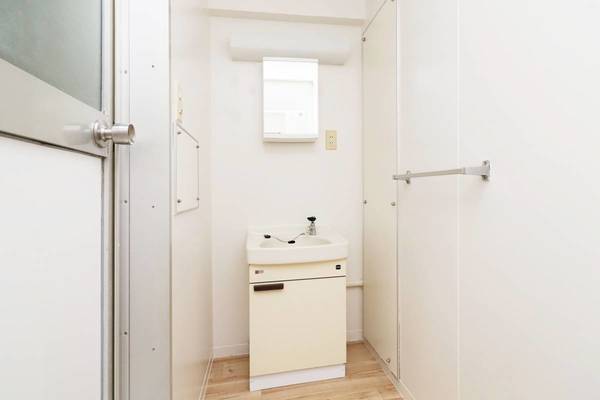 洗面設備　ビレッジハウスの同一物件・同一タイプの間取りの写真です