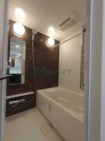 バス・シャワールーム　別室参考画像です