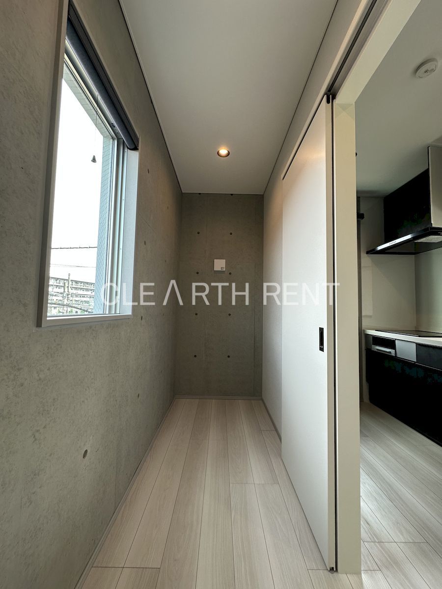 収納　パントリーがあり日用品も楽々収納が可能