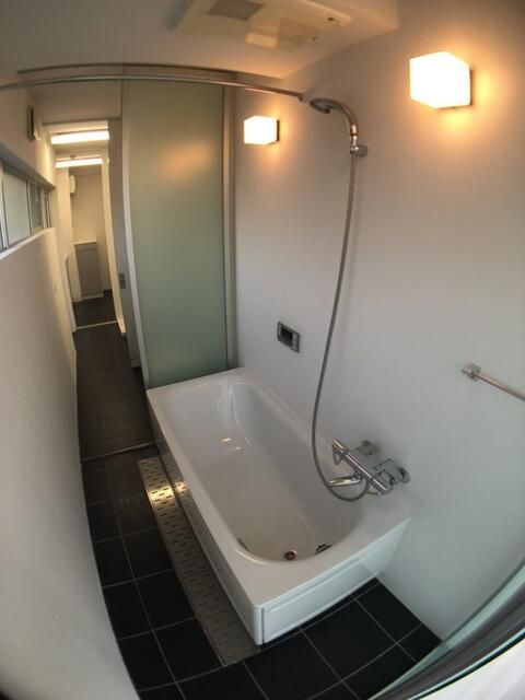 バス・シャワールーム　参考写真です