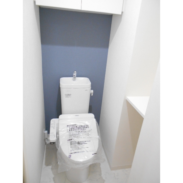 トイレ　別号室参考写真