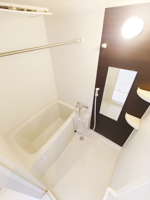 バス・シャワールーム　浴室乾燥・暖房機能付き浴室