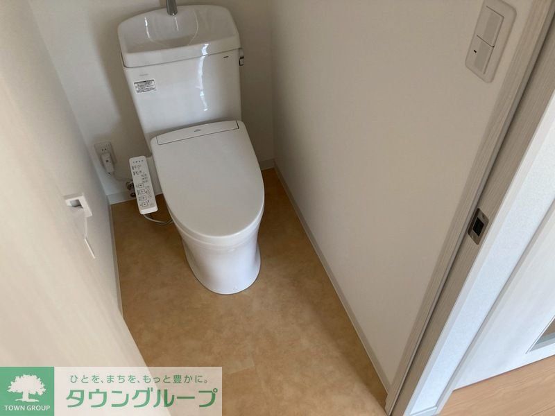 トイレ　★お部屋探しは株式会社タウンハウジング東京まで★
