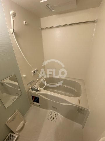 バス・シャワールーム　F asecia 新今里　浴室