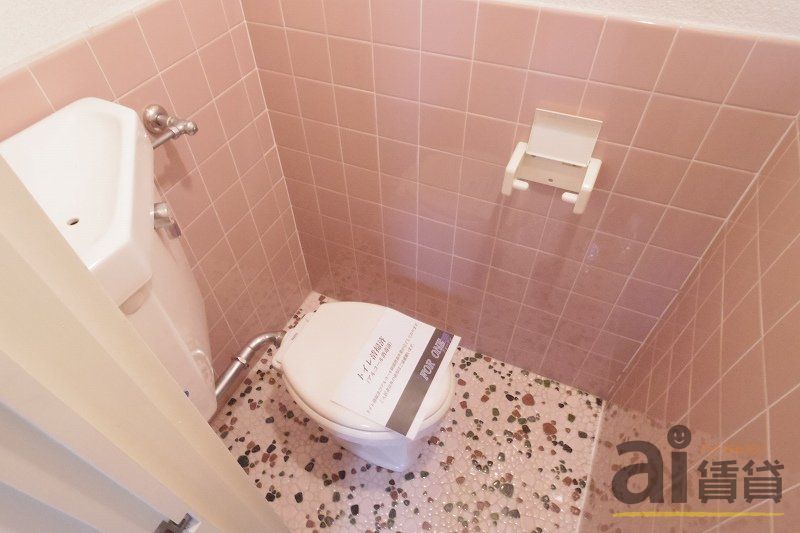 トイレ　※同仕様写真です