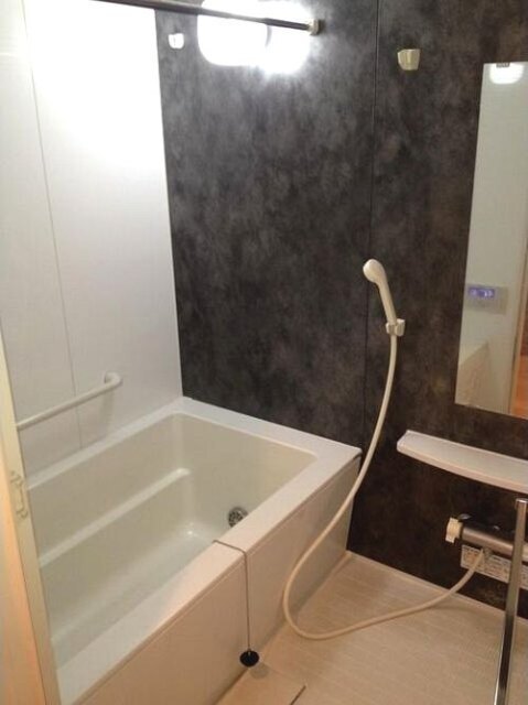 バス・シャワールーム　浴室乾燥機完備