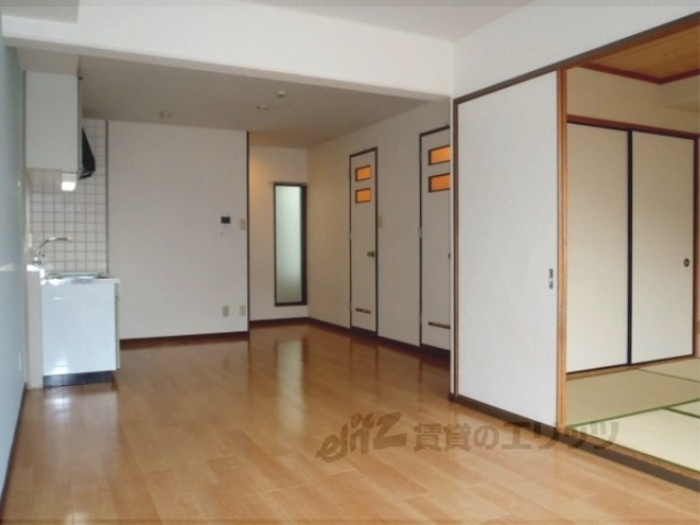 居室・リビング　リビング