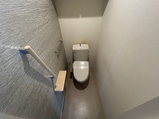 トイレ　※別部屋の写真です