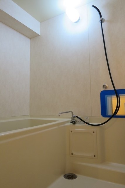 バス・シャワールーム　※同物件別部屋参考写真