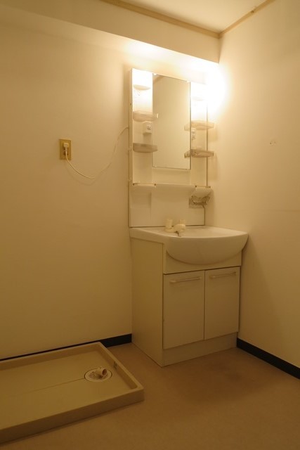 洗面設備　※同物件別部屋参考写真
