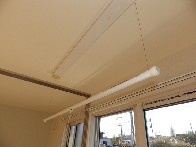 その他設備　室内物干し