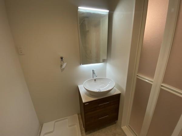 洗面設備　デザイン洗面台！