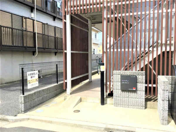 エントランス　充実のエントランス♪