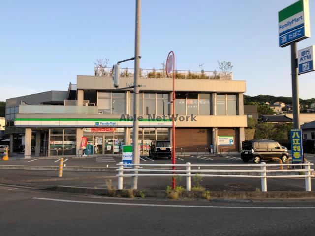 コンビニ　ファミリーマート諫早小野町店（コンビニ）まで594m