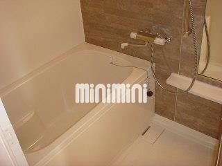 バス・シャワールーム　お洒落なお風呂です。