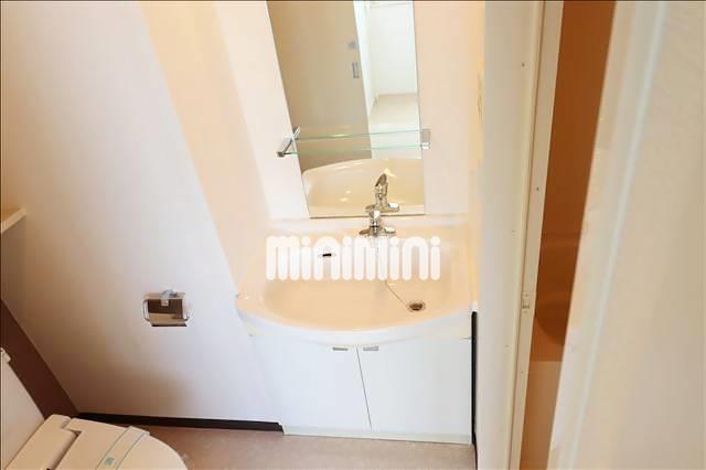 洗面設備　独立洗面台です。