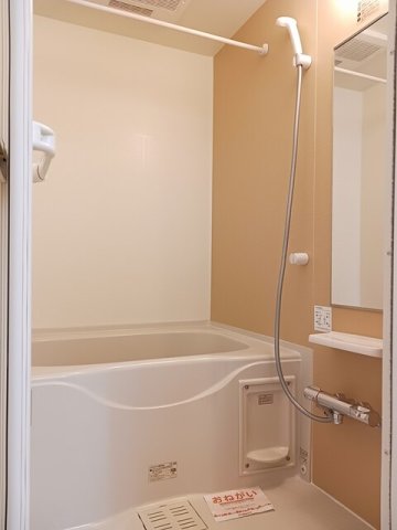 バス・シャワールーム　お風呂で日々の疲れを落としましょう