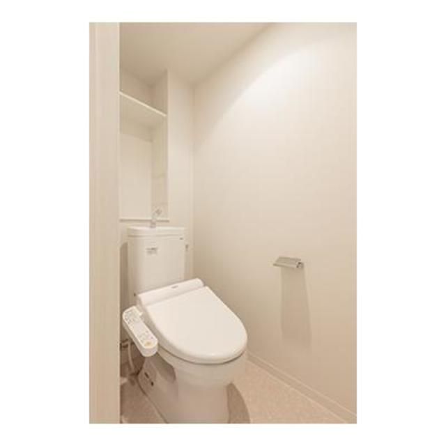 トイレ　※写真は同タイプ住戸です。