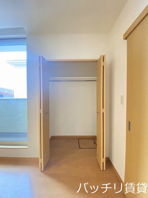 収納　＊画像は同型タイプの為、現状を優先いたします