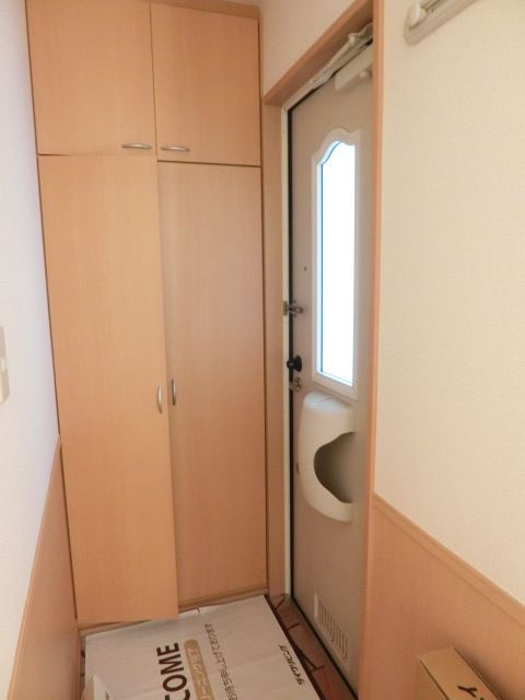 玄関　シューズボックス付きです。
