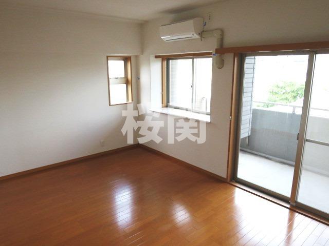バルコニー　※同仕様参考写真